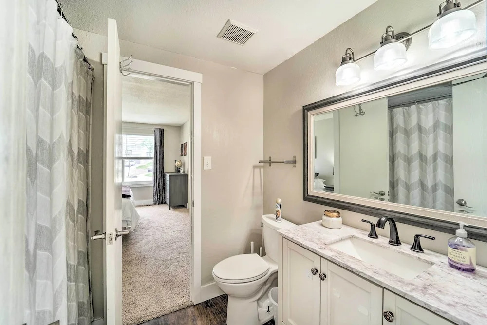 6 Mi to Dtwn: Arvada Home w/ Hot Tub & Yard