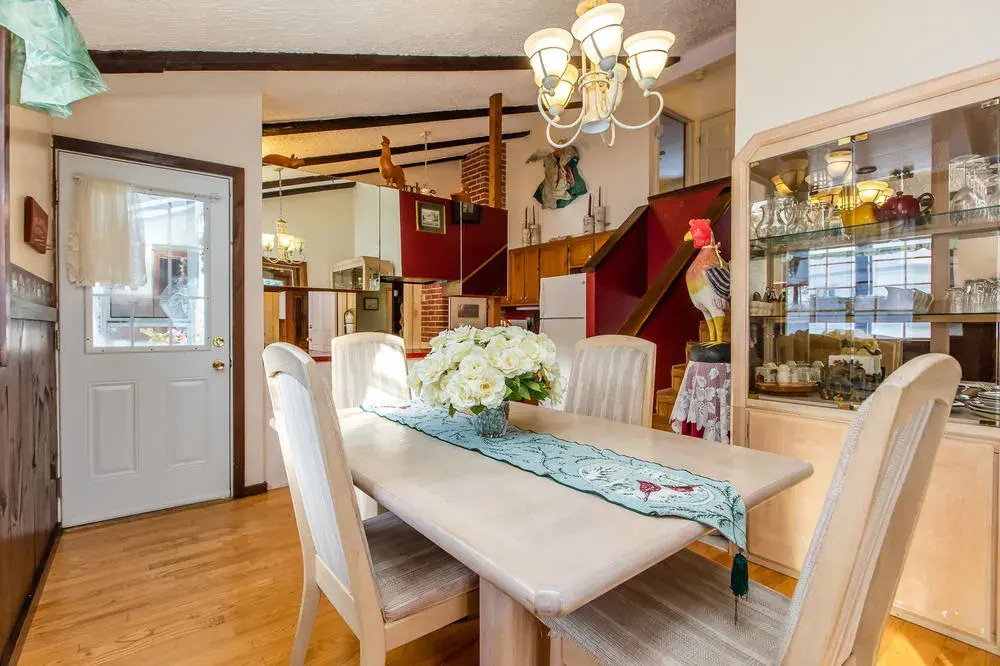Country Charm Bed and Breakfast