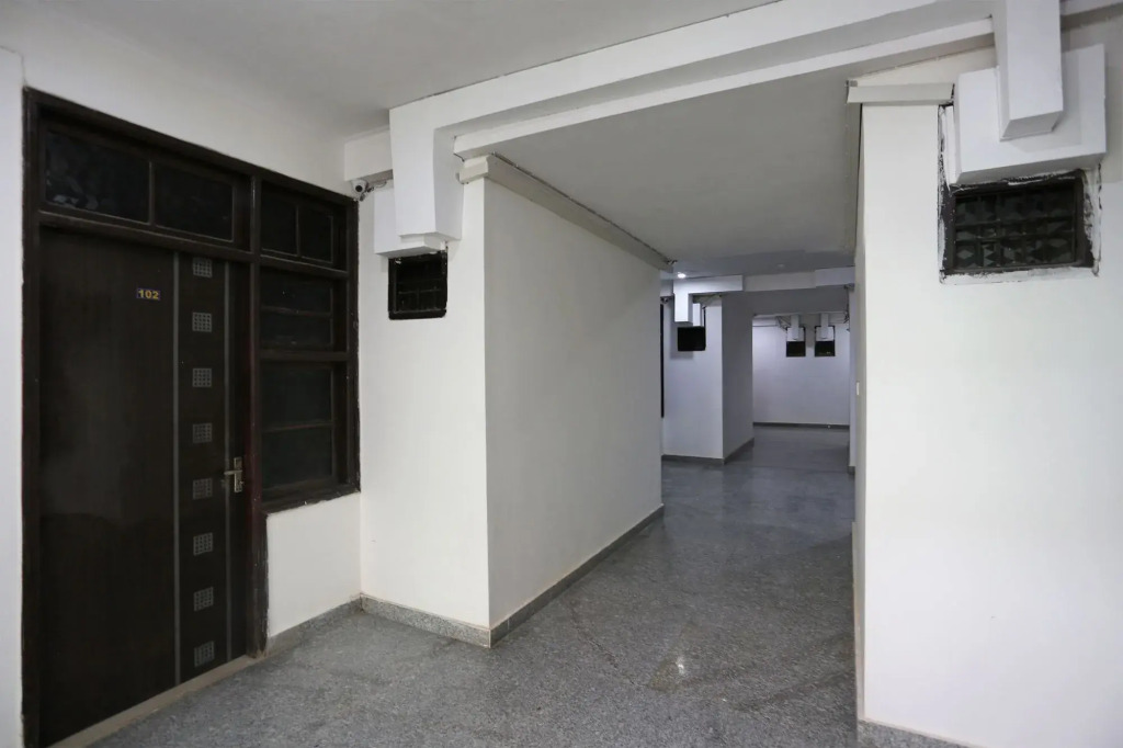 OYO 14919 Hotel Airport Vatika