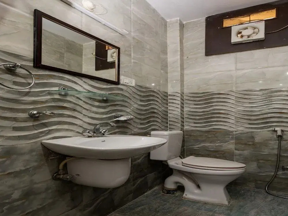 OYO 30094 Swistar Guest House