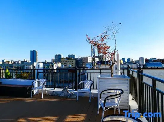 Youju 17 Degree Minsu (Weining Convention and Exhibition Center Stor)