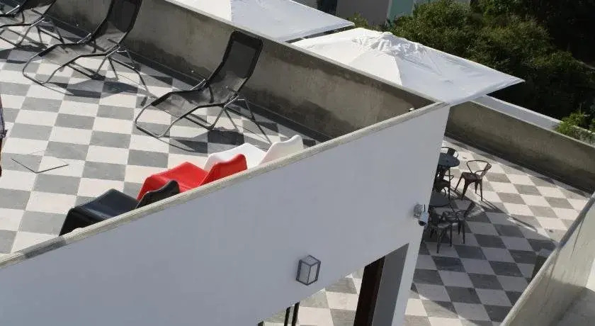 N1 Hostel Apartments and Suites