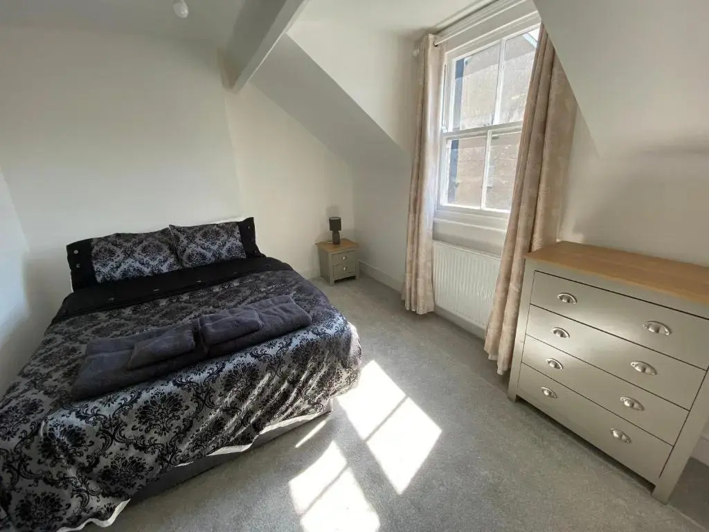 4 Bed Maisonette near the Travelodge colwyn bay