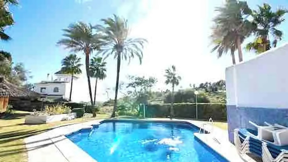 Modern Townhouse 7min Walk Beach and 15 to Duquesa