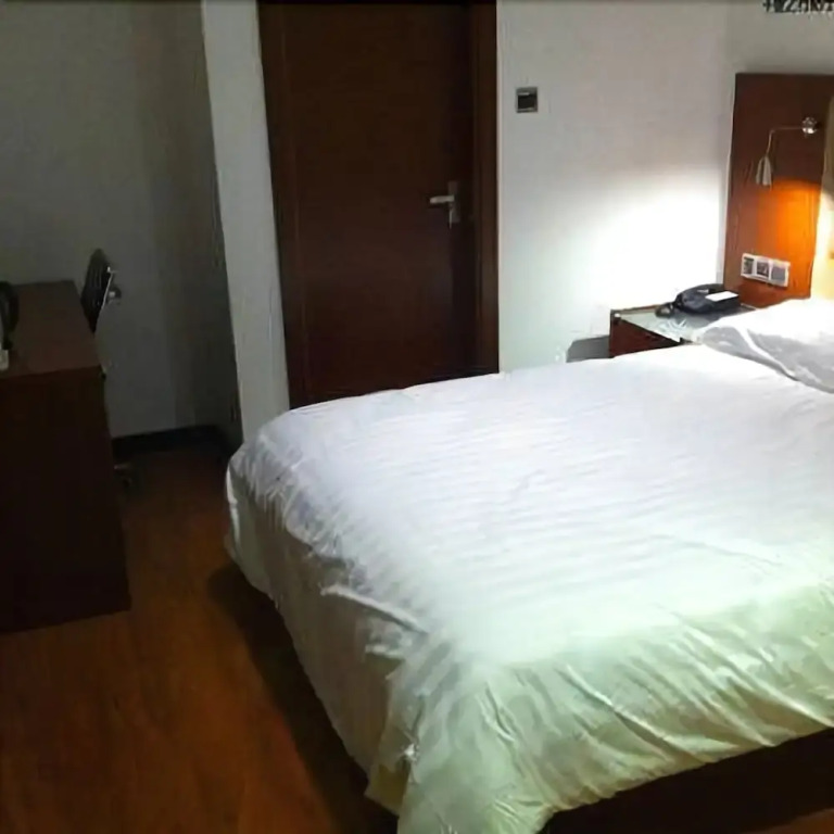 Motel 168