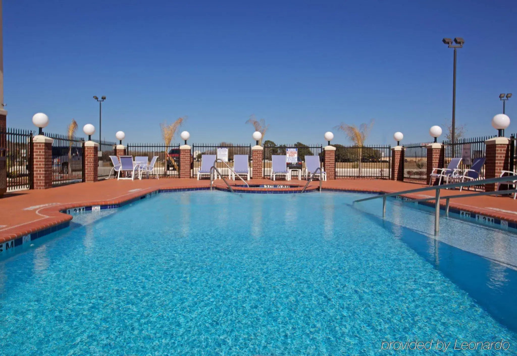 Holiday Inn Express Hotel & Suites Waller by IHG
