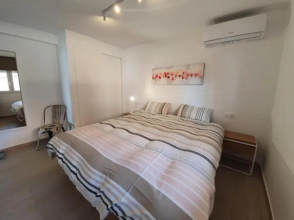 Esmeralda, Benidorm Poniente, 1st line, frontal seaview, 2 bedroom apartment, Ocean Terrace