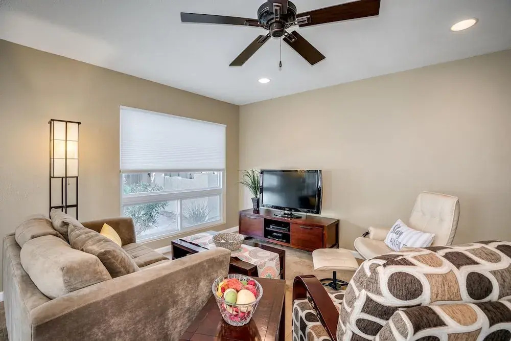 Winston - 2 Br Condo