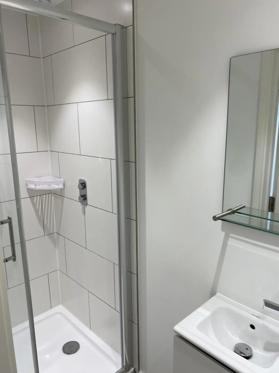 CH Apt 7 2bed in Bath