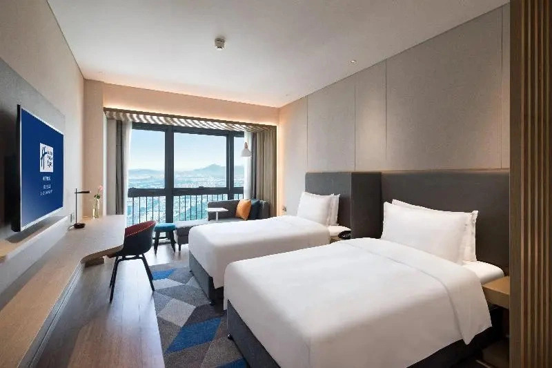 Holiday Inn Express Shenzhen Haiyuan City