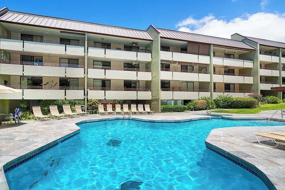 Honu Hale Minutes Away From the Beach!
