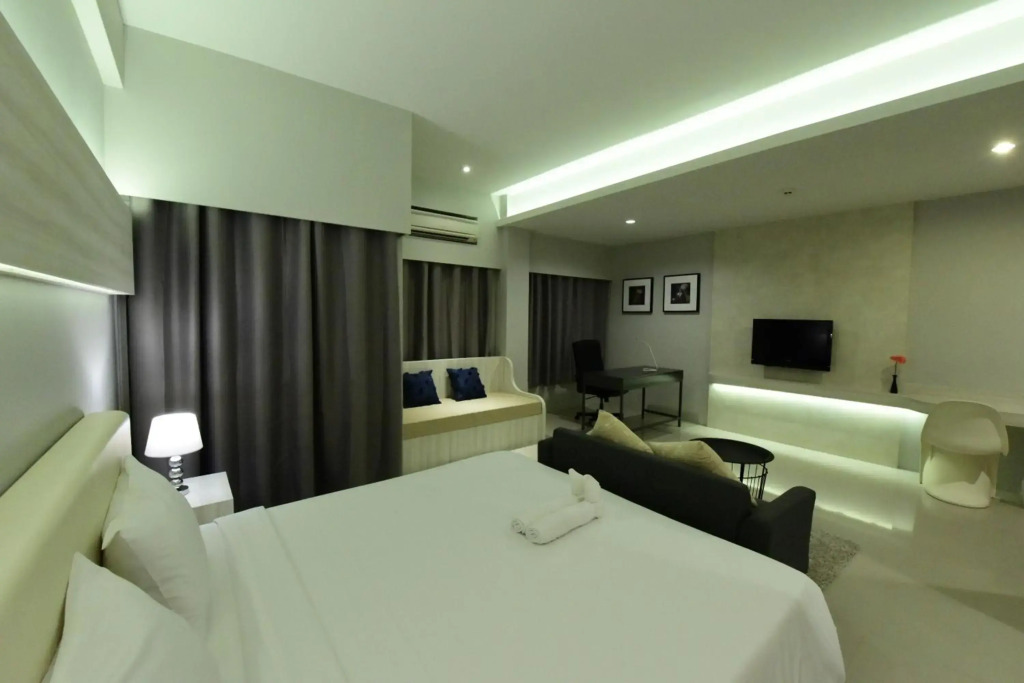 Trendy Hotel