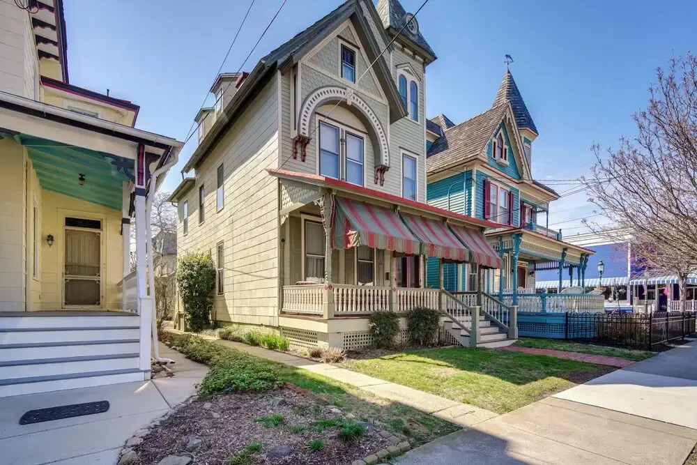 Walk to Beach: Cape May Home w/ Screened Patio!