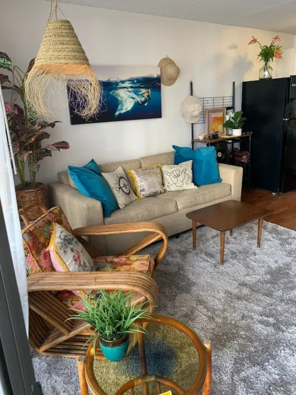 Waikiki Banyan High Level Condo with Ocean Views from the Private Lanai