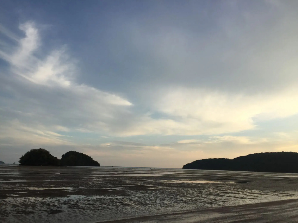 PAN Beachfront Resort Krabi