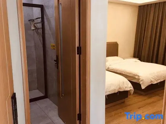 Rongfengge Homestay (Yingtan South Station)