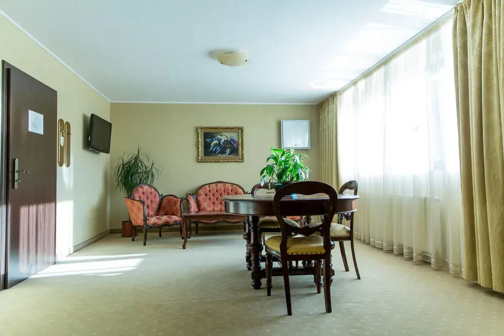 Classic Inn Hotel