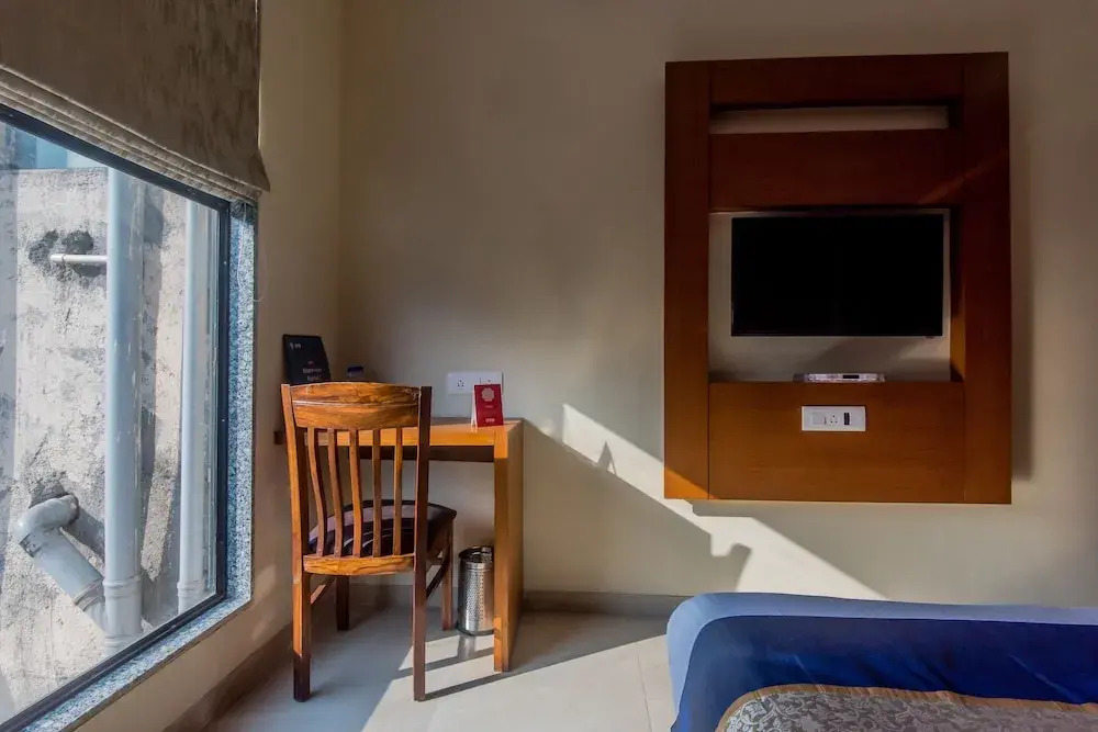 Arton Suites
