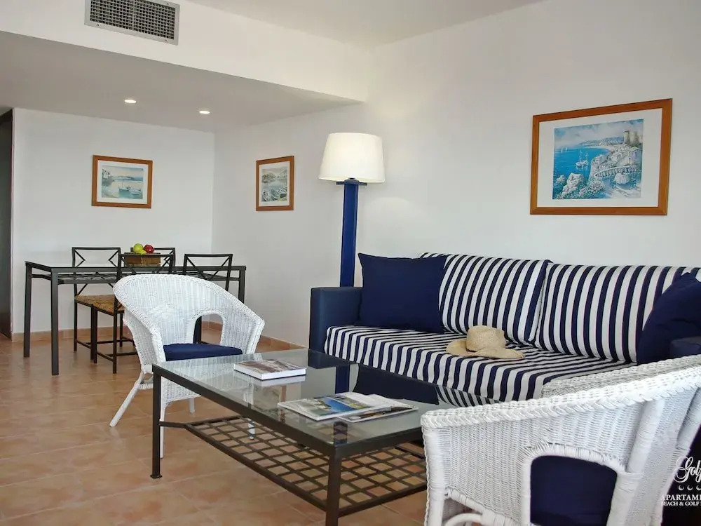 Spacious Apartment With sea View and Directly on the Beach