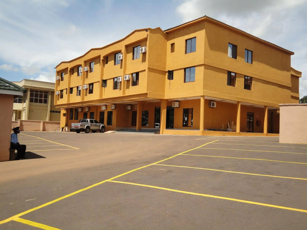 Bridgeview Hotel and Conference Centre