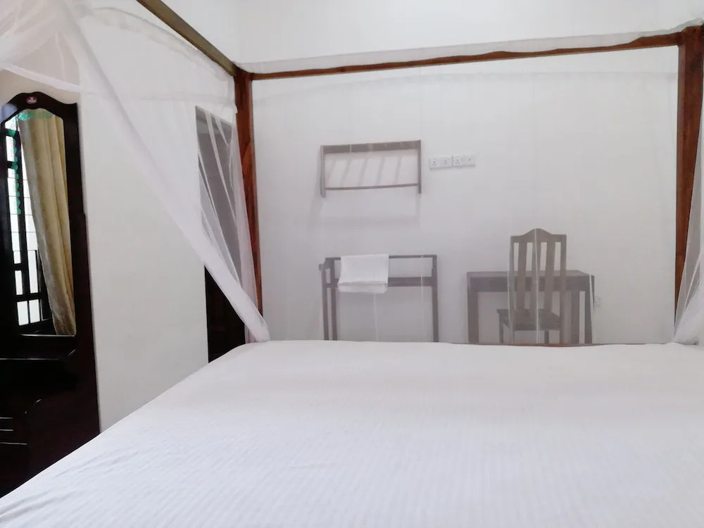 Crocus Resort