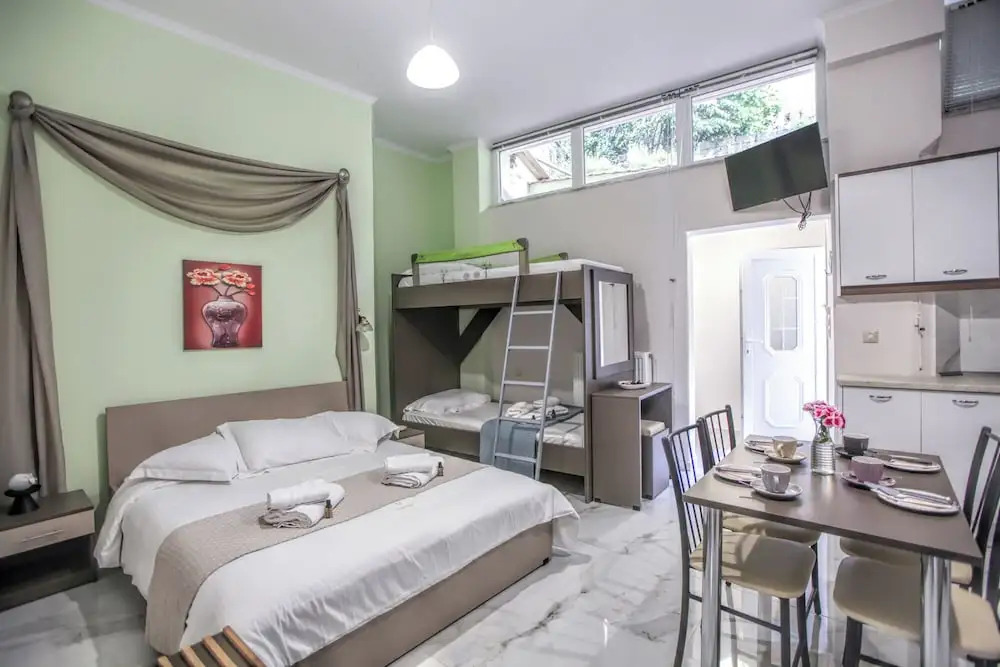 Del Sol Meteora Luxurious Family Suites1