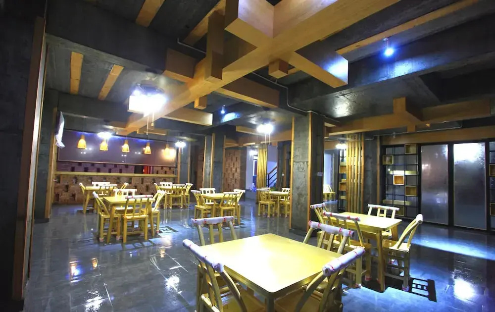 Qi Yue Inn