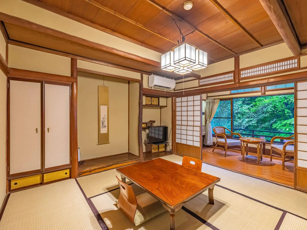 Ichinoyu Honkan