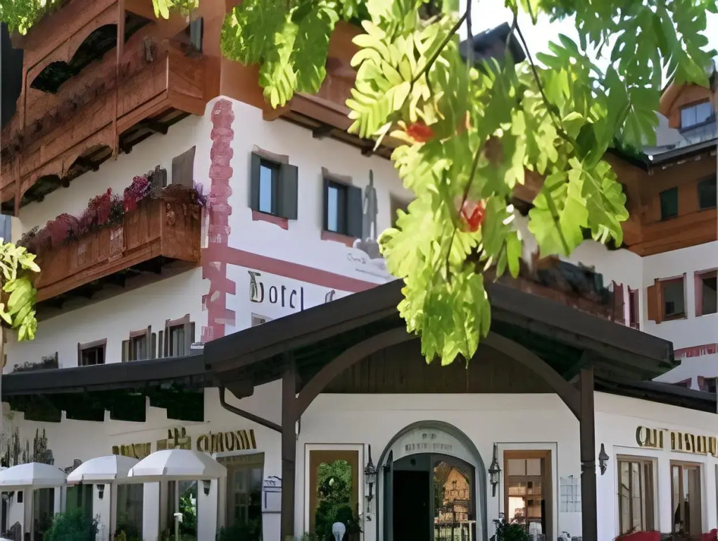 Kristallhotel Corona-Krone