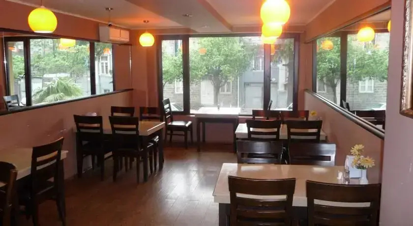 Hotel Astoria