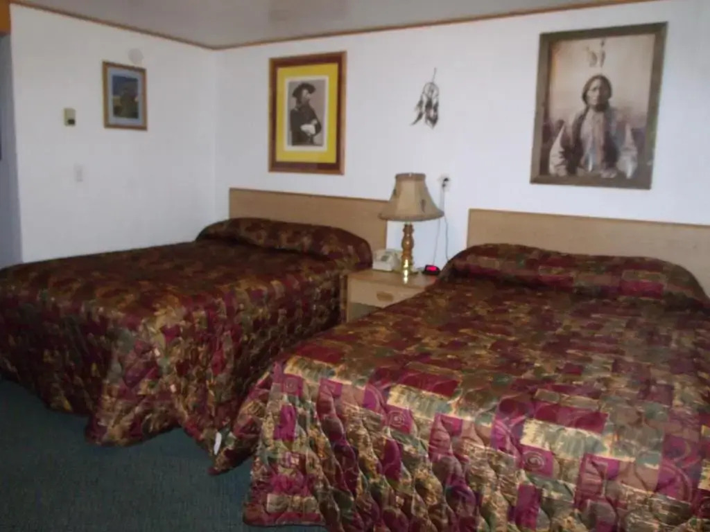Antler Motel