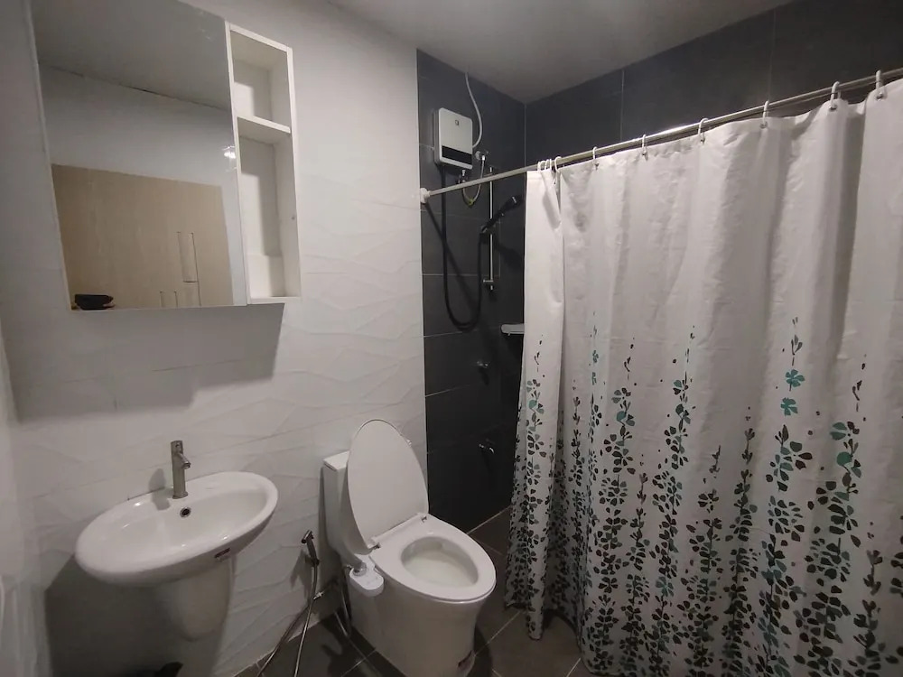 Emmaus condotel