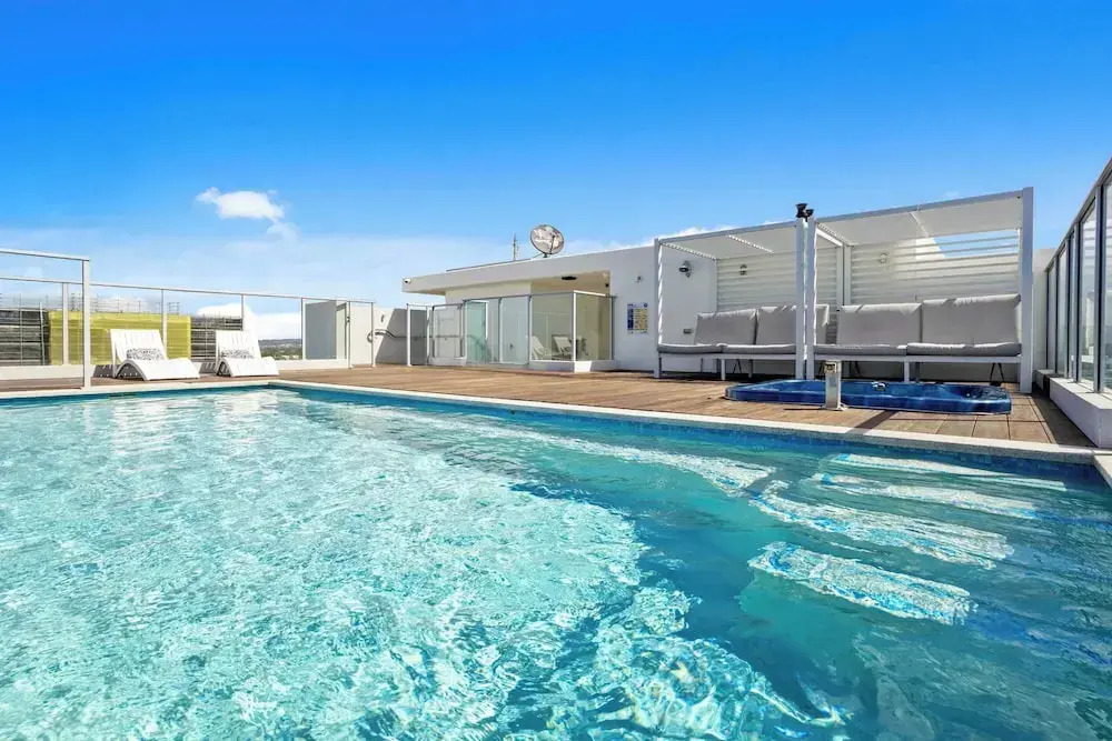 Ocean View Luxury in Periscope
