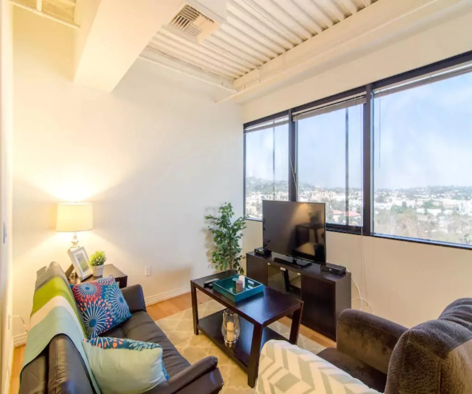 Metropolitan Apartel