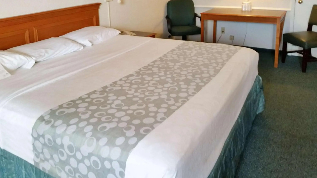 Motel 6-Monroe, LA