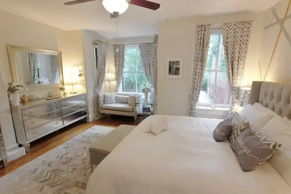 The Grand Piano at Logan Circle - 2 Bedroom