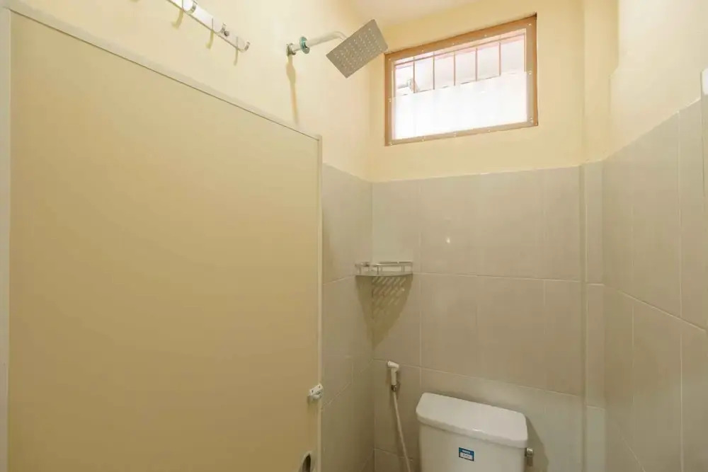 Reddoorz Syariah Near Plaza Andalas Padang