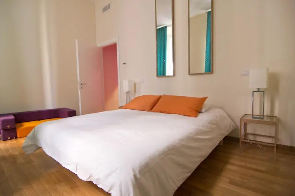 Spacious and very central apartment