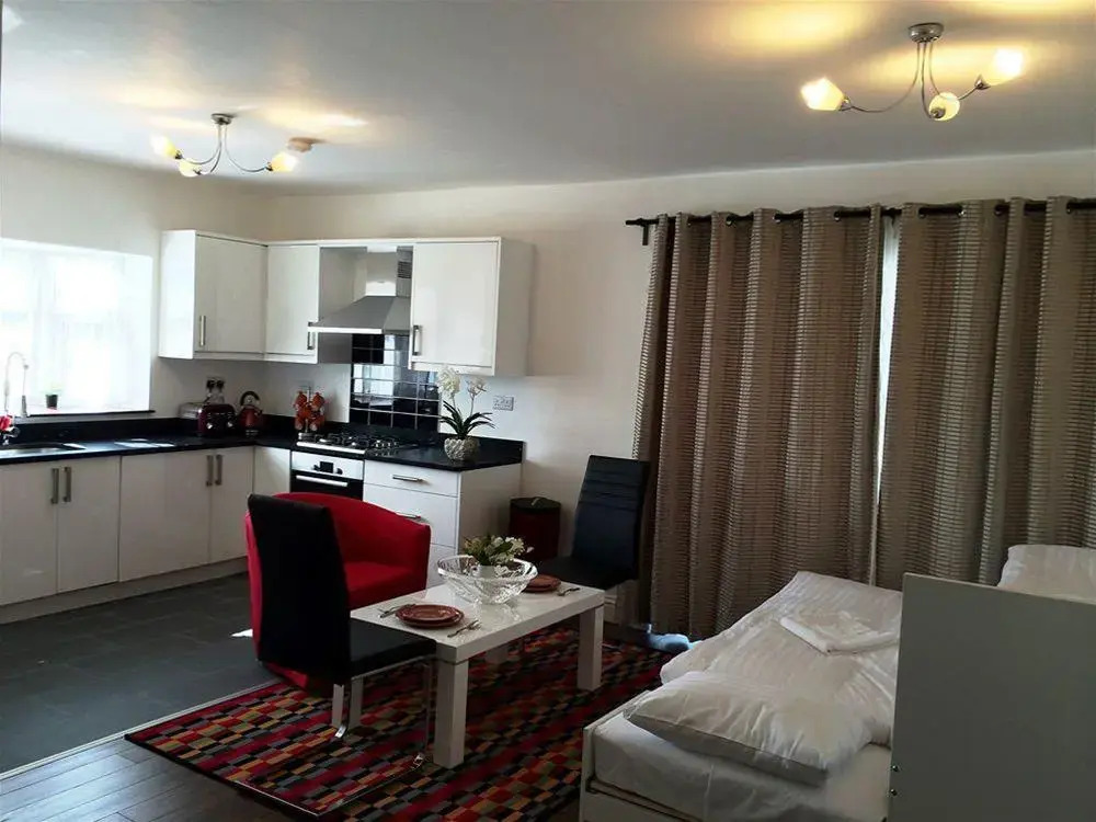 Globe City Apartments