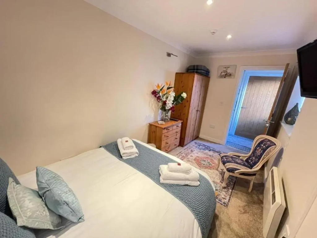 Lake District cottage in one acre gardens off M6