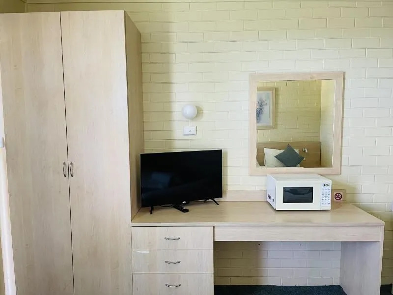 Junee Motor Inn
