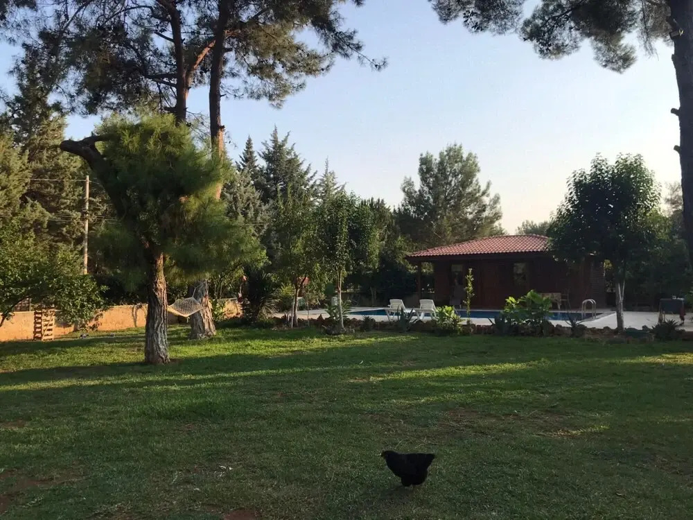 Lovely Summer House with Shared Pool in Kepez
