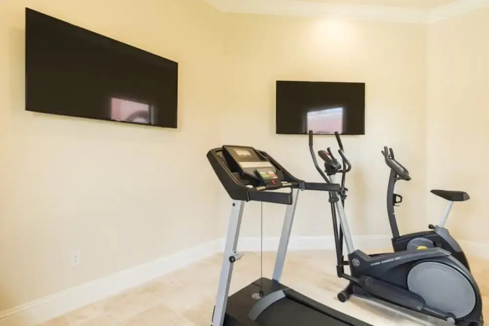 Beautiful Mansion With Private Pool, Close to Disney, Orlando Mansion 1574