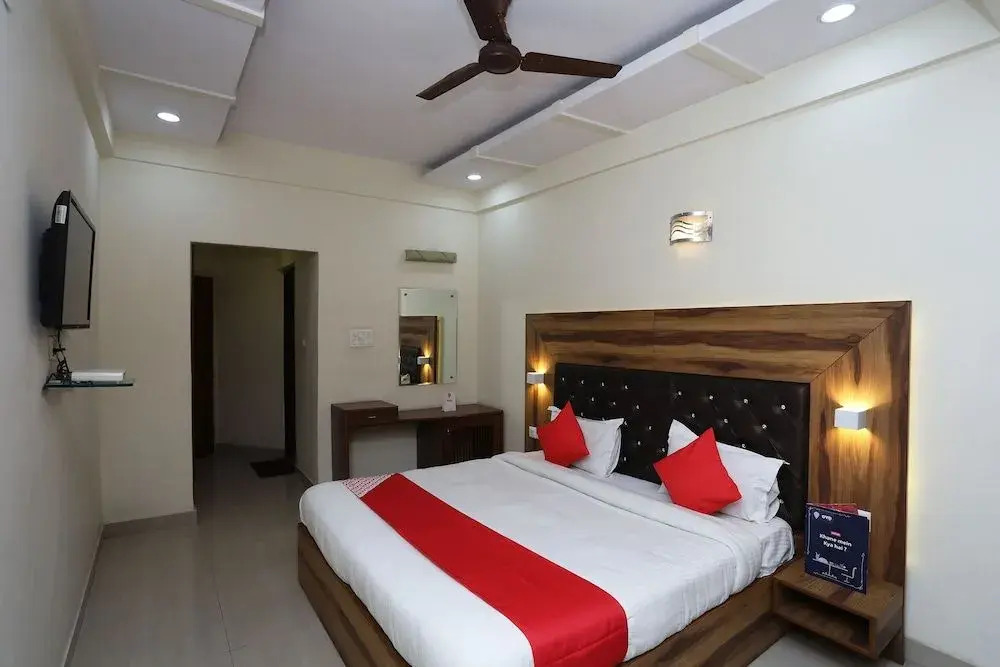Oyo 30068 Hotel Kesar Palace