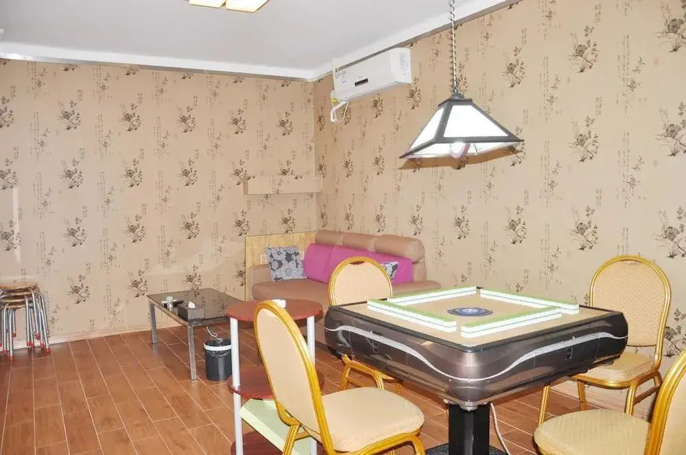 Hitt Express Hotel