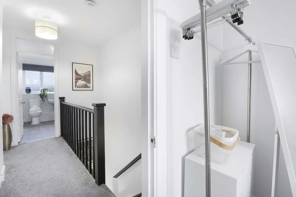 Elegant 4BR House Near City Centre Angus Suites