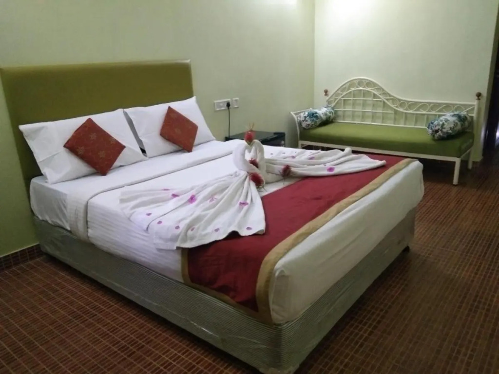 The Tiger Paw Resort