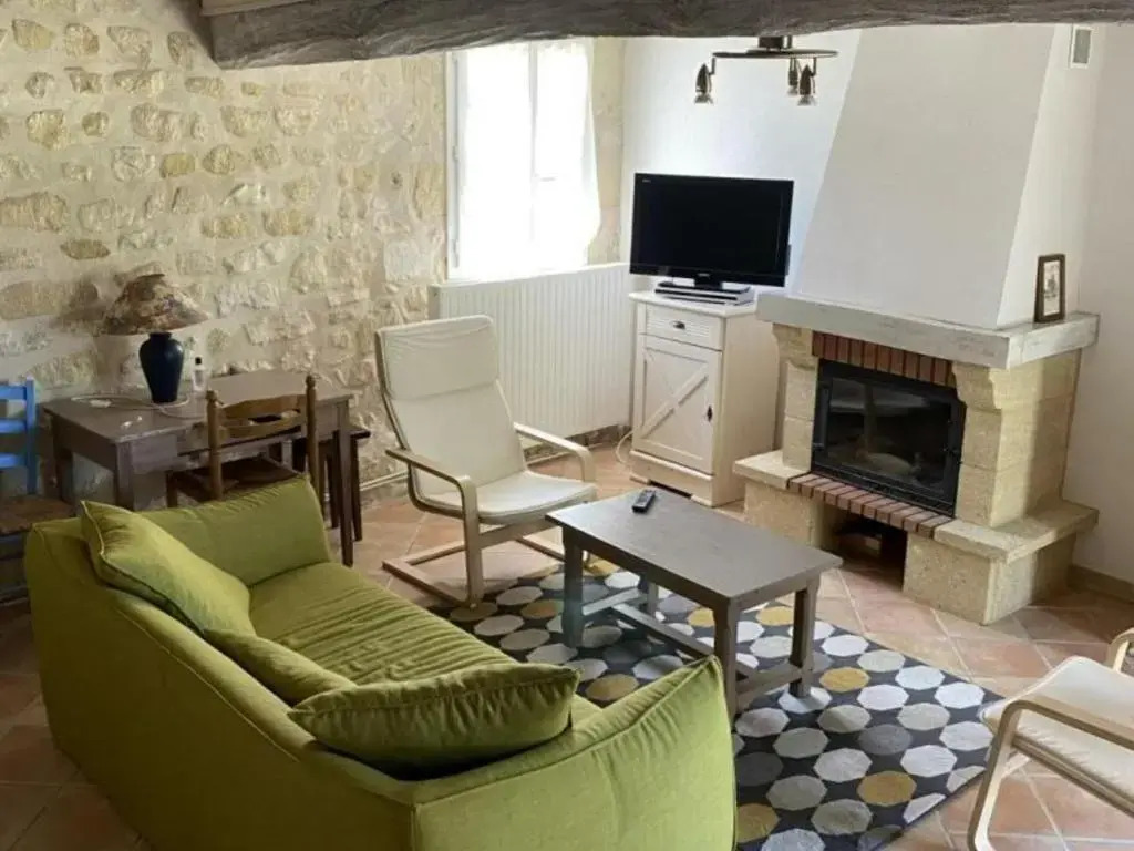 Le Pressoir de Galisson: Gîte Authentique en Touraine avec Jardin et Wifi - FR-1-381-169