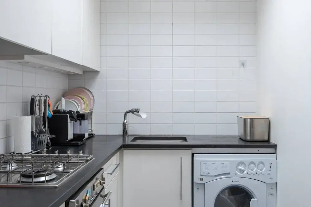 Comfy And Bright 2Br Home In West Kensington Fits 4