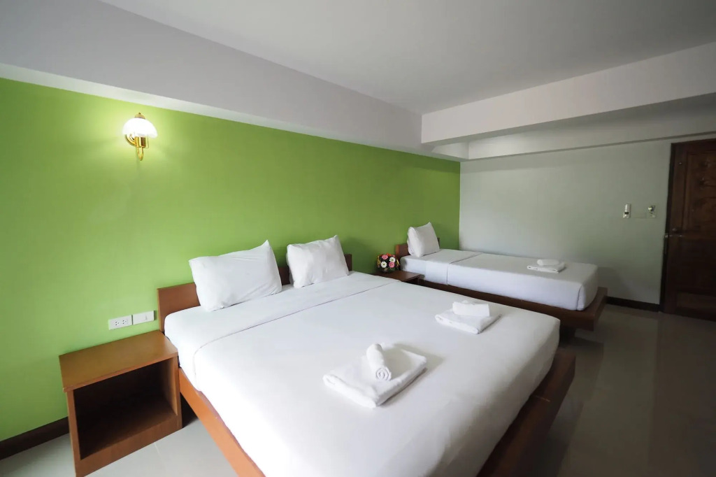 Phuhi Hotel